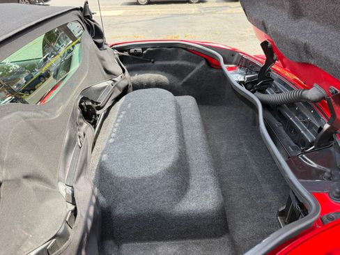 Used 2007 Pontiac Solstice GXP Convertible RWD image 16