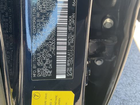 Used 2005 Lexus ES 330 FWD image 10