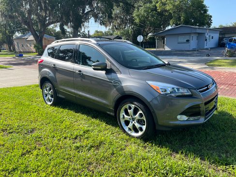Used 2013 Ford Escape FWD Titanium image 6