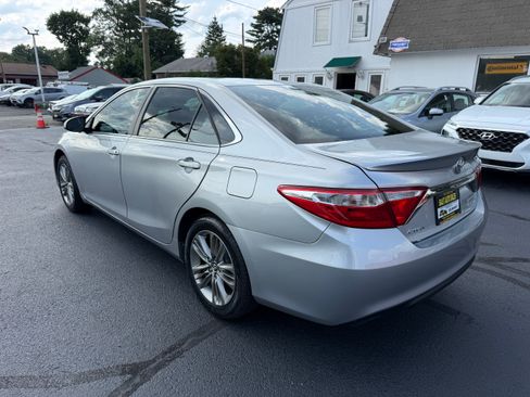 Used 2015 Toyota Camry SE Sedan FWD image 23