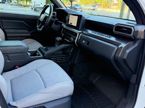 Used 2024 Toyota Tacoma SR5 image 3