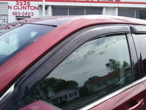 Used 2016 GMC Terrain SLE image 32