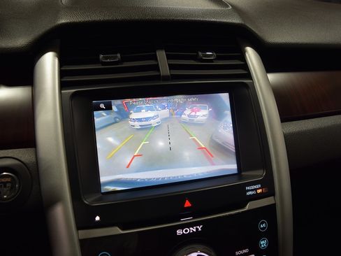 Used 2013 Ford Edge Limited image 27