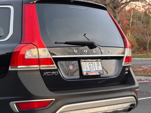 Used 2015 Volvo XC70 T6 Platinum image 16