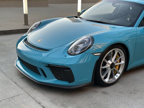 Used 2018 Porsche 911 GT3 image 18
