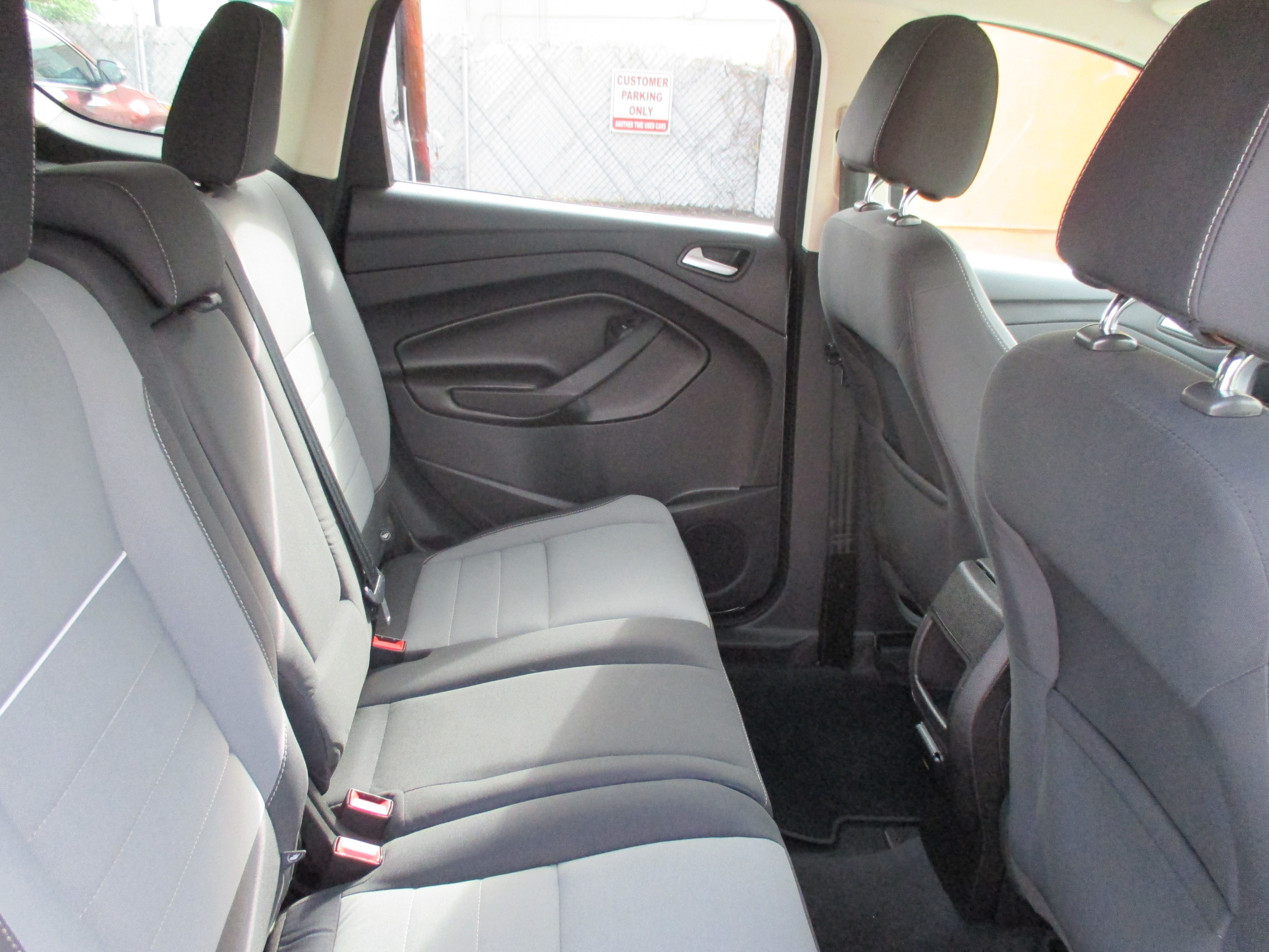 Used 2013 Ford Escape SE Sport Utility 4D FWD image 11