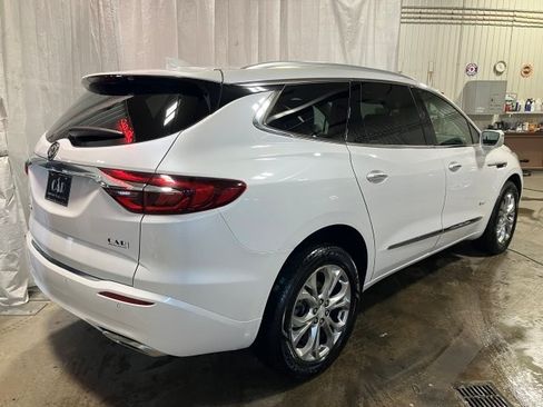 Used 2020 Buick Enclave Avenir image 31