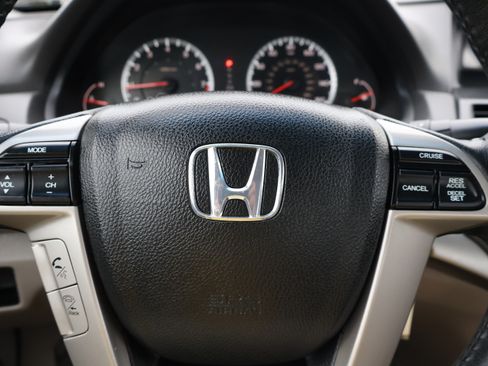 Used 2010 Honda Accord EX-L image 22