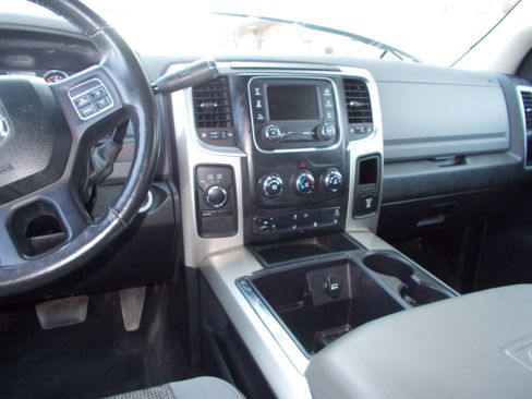 Used 2013 RAM 2500 Big Horn image 17