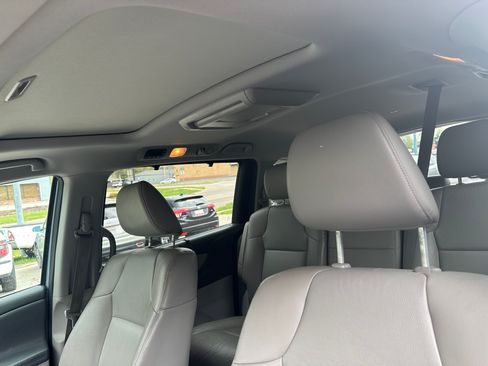 Used 2014 Honda Odyssey EX-L image 15