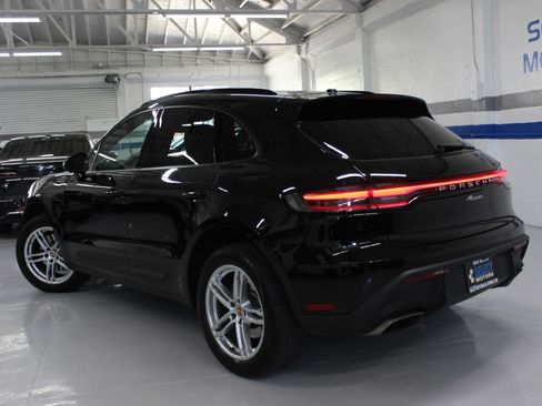 Used 2023 Porsche Macan UNAVAIL AWD/4WD image 14