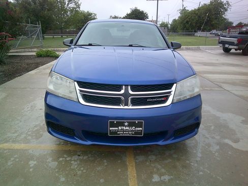 Used 2014 Dodge Avenger SE FWD image 24