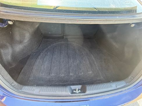 Used 2013 Hyundai Elantra Sedan FWD image 8