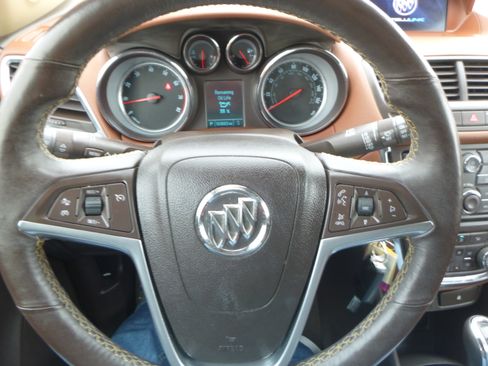 Used 2013 Buick Encore Premium image 23