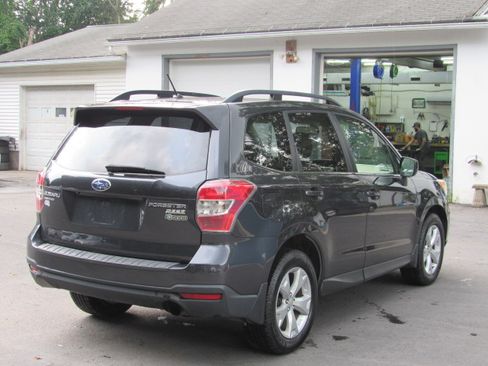 Used 2014 Subaru Forester 2.5i Limited AWD/4WD image 8