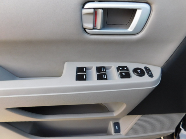 Used 2015 Honda Pilot FWD EX-L w/ Navigation image 11