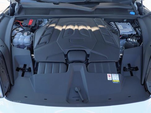 Used 2024 Porsche Cayenne Turbo GT image 28