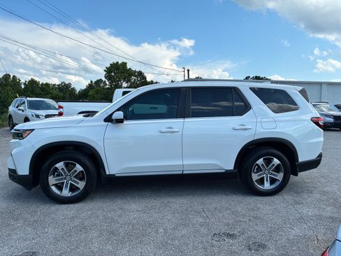 Used 2025 Honda Pilot EX-L image 1