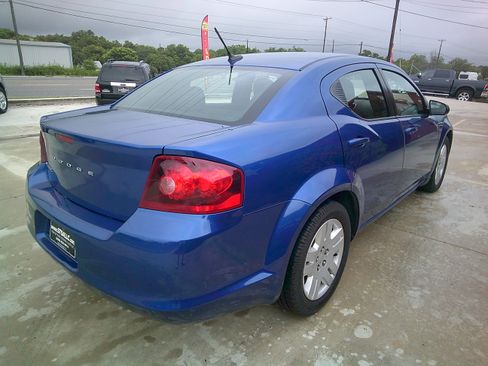 Used 2014 Dodge Avenger SE FWD image 23