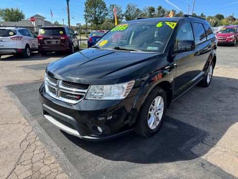 Used 2016 Dodge Journey SXT image 5