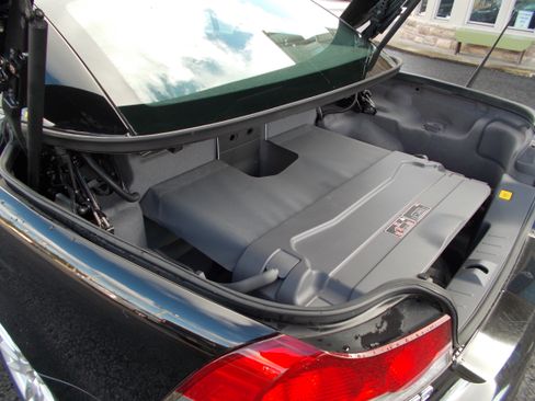 Used 2008 Volvo C70 T5 image 9