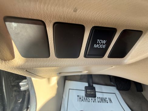 Used 2013 Nissan Pathfinder 4WD image 21
