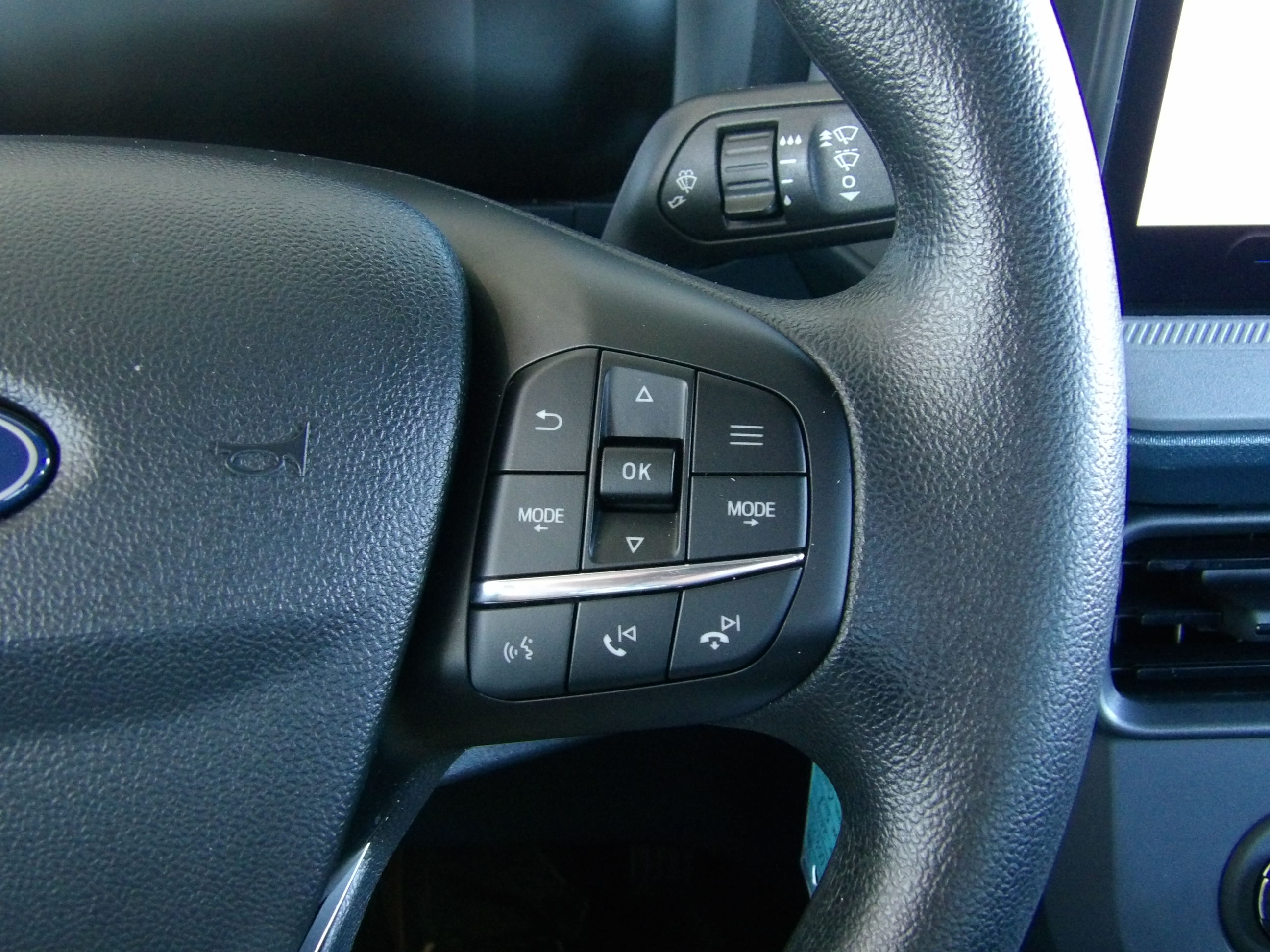Used 2026 Ford Maverick 2WD SuperCrew XL image 21