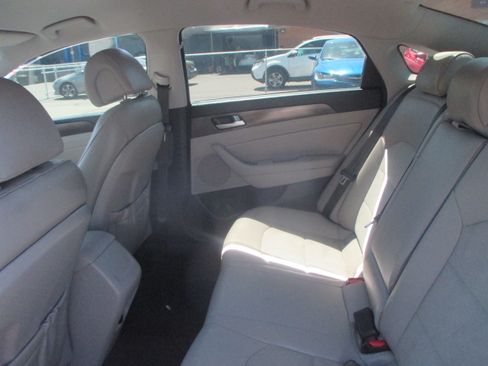 Used 2015 Hyundai Sonata Sport w/ Premium & Technology FWD image 11