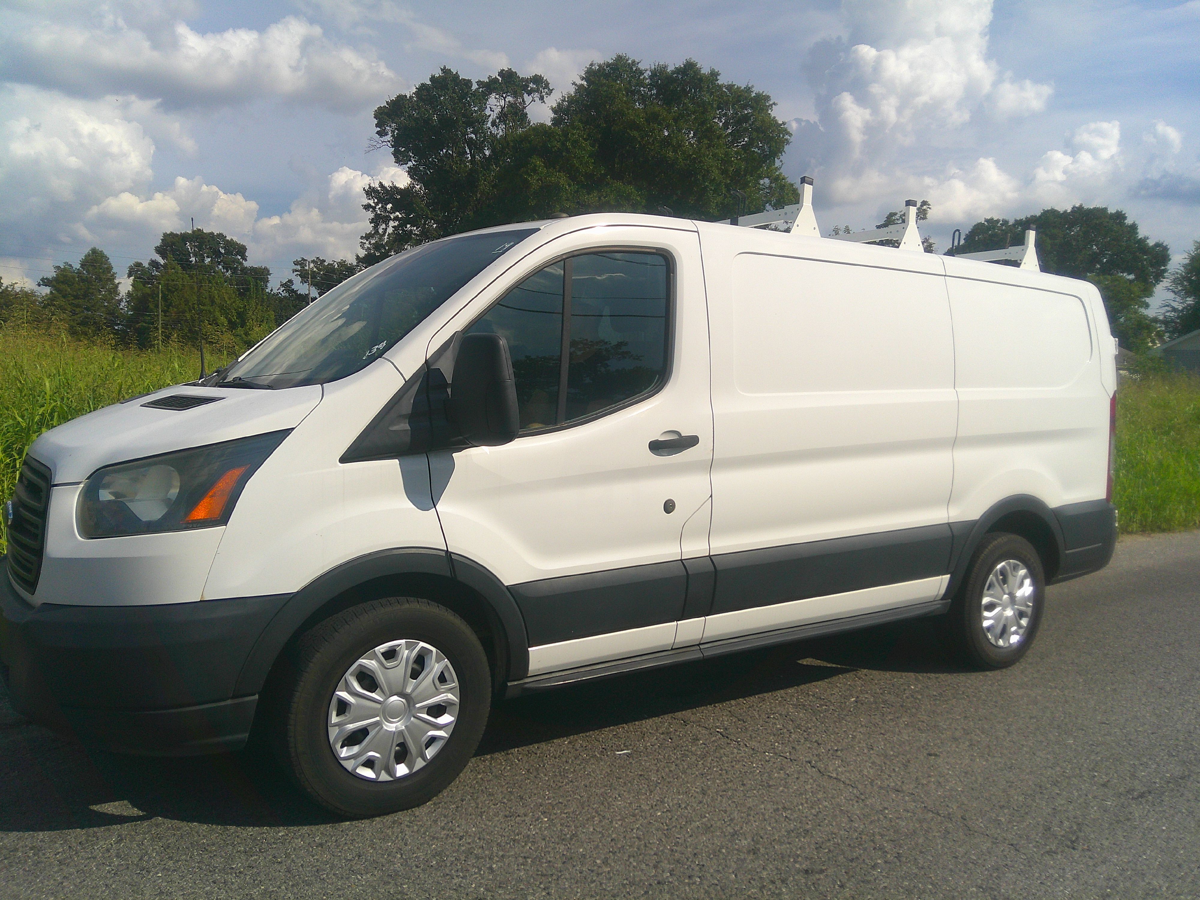 Used 2019 Ford Transit 150 130 Low Roof RWD image 5