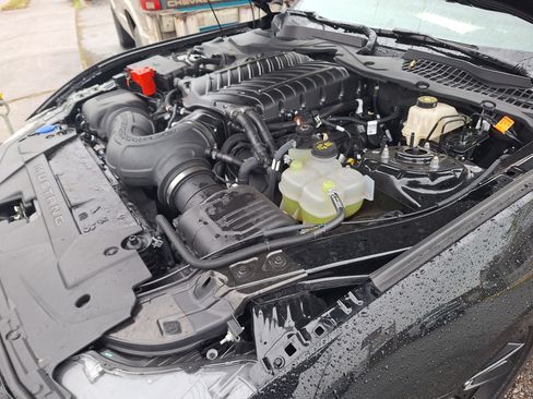 Used 2024 Ford Mustang GT Premium image 10