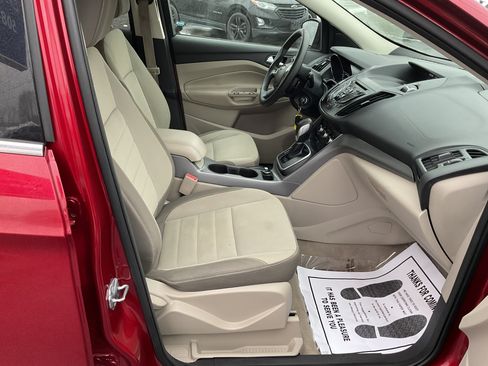Used 2013 Ford Escape SE image 3