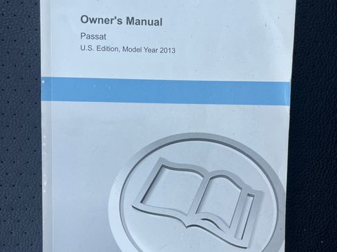 Used 2013 Volkswagen Passat TDI SE image 19