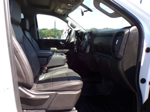 Used 2020 Chevrolet Silverado 2500 LT image 13