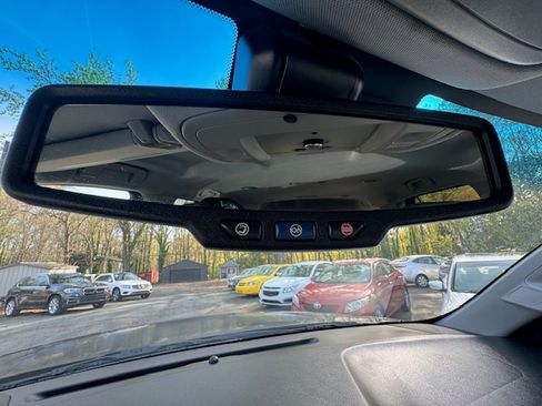 Used 2015 Chevrolet Tahoe LT image 27