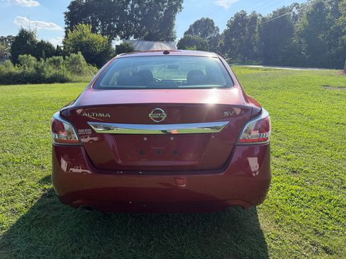 Used 2015 Nissan Altima 2.5 SV FWD image 23