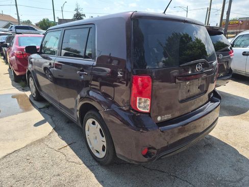 Used 2014 Scion xB image 4