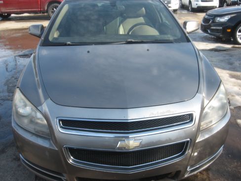Used 2011 Chevrolet Malibu LT image 2