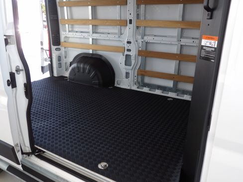 Used 2025 RAM ProMaster 2500 136 FWD image 22