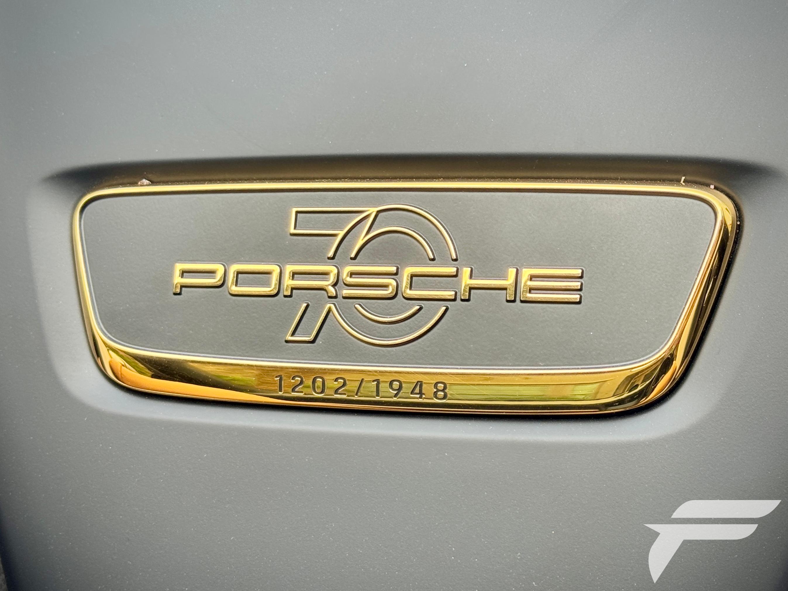 Used 2019 Porsche 911 Speedster RWD image 57