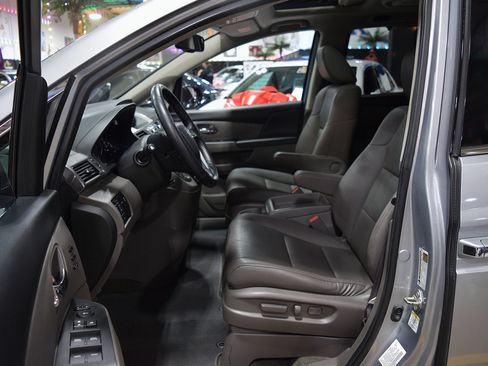 Used 2016 Honda Odyssey Touring image 18