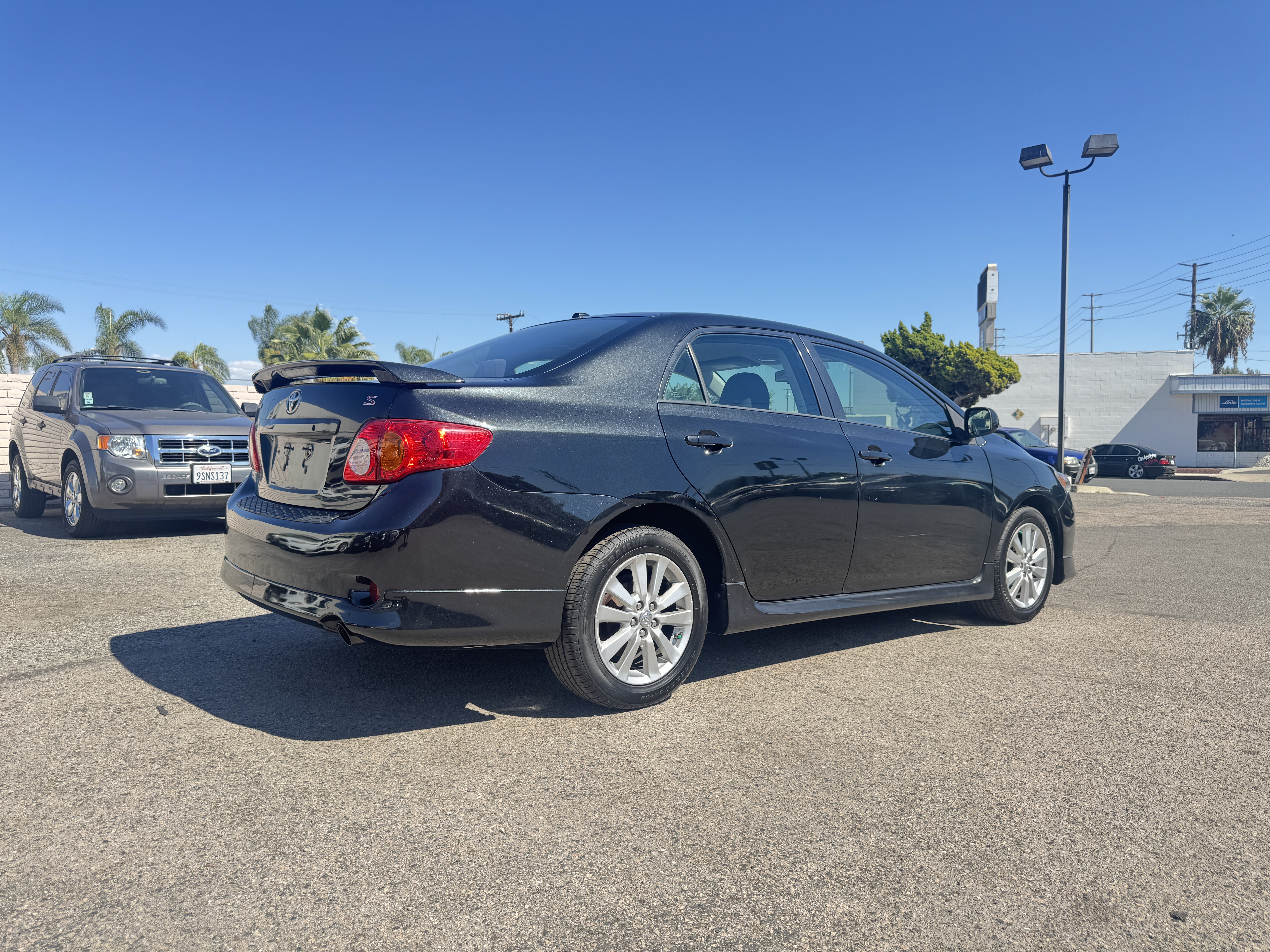 Used 2010 Toyota Corolla S FWD image 9