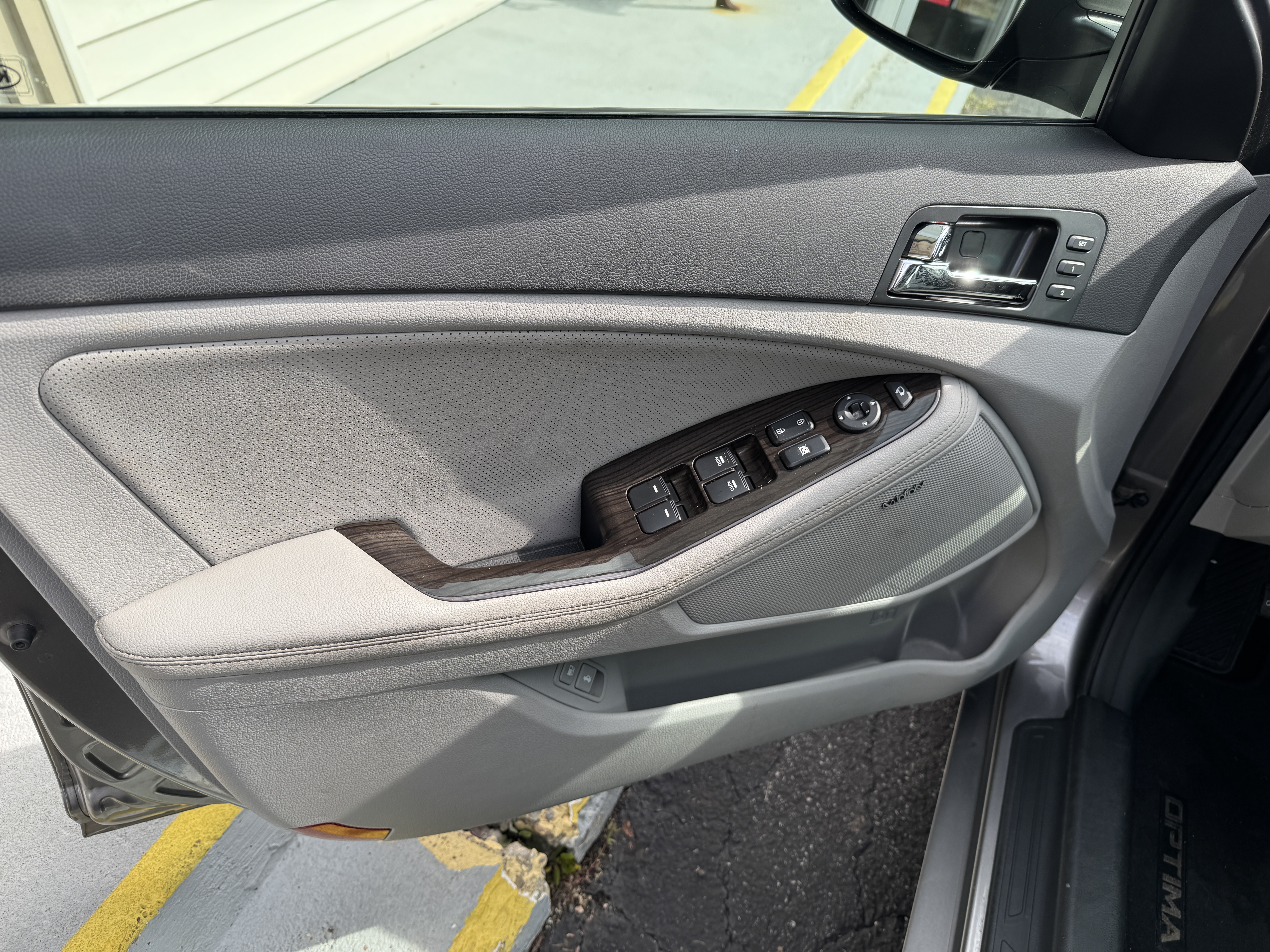 Used 2013 Kia Optima EX FWD image 10