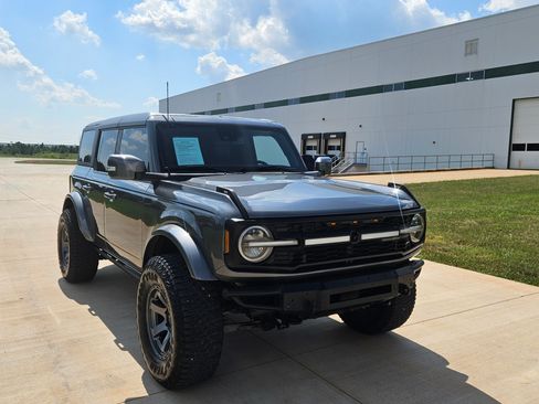 Used 2022 Ford Bronco 4-Door AWD/4WD image 6