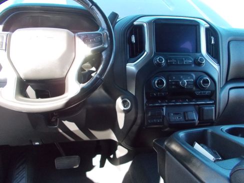 Used 2020 Chevrolet Silverado 1500 LT Z71 image 14