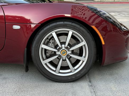 Used 2005 Lotus Elise image 5