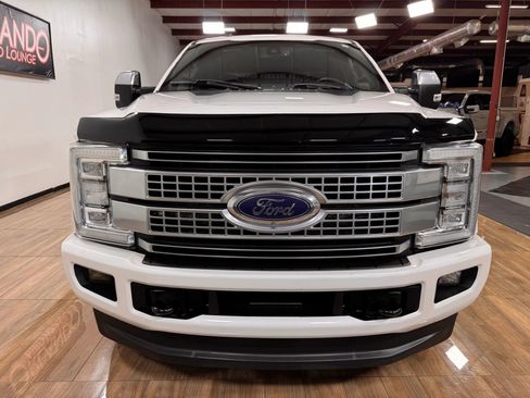 Used 2017 Ford F350 Platinum image 2