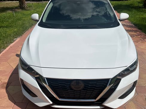 Used 2022 Nissan Sentra S FWD image 2
