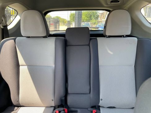 Used 2013 Toyota RAV4 XLE image 20