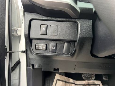 Used 2021 Toyota Tacoma SR5 image 24