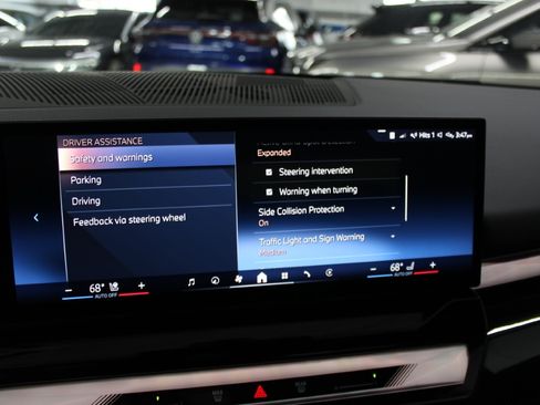 Used 2025 BMW i5 xDrive40 image 27